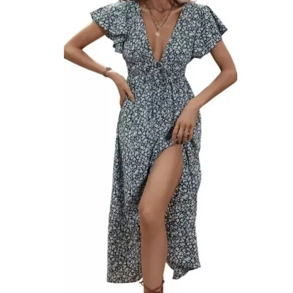 Sienna Sky | Dresses | Sienna Sky Vneck Maxi Dressteal Green White Floral  Print | Poshmark